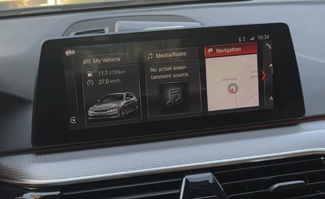 BMW G30 before CarPlay installation